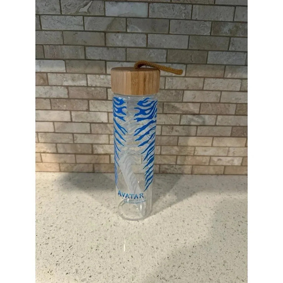 AVATAR Way Of The Water GLASS WATER BOTTLE BAMBOO Lid Movie Promo 2022 10" New - Picture 1 of 3